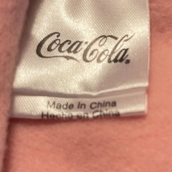 Coca Cola crop drawstring hoodie. In a peach/ pink color way. Teen/women small - Picture 4 of 10